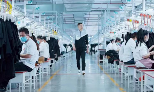 为了鸿星尔克小鸿帽，这届网友有多疯狂？