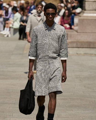 杰尼亚倾情发布2024夏季时装秀