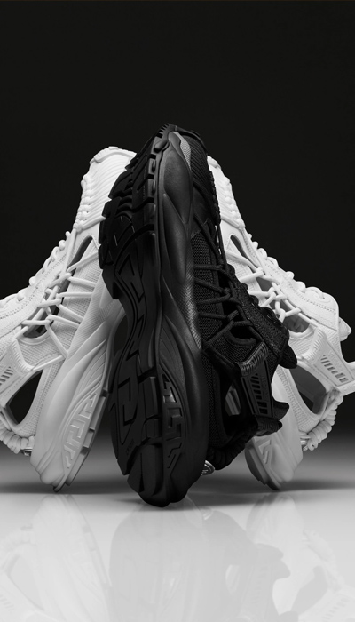 VERSACE发布全新MERCURY运动鞋系列