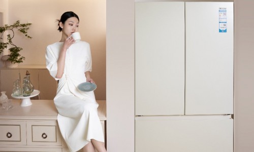 在家拍大片！Leader模特用户把家爆改时尚秀场