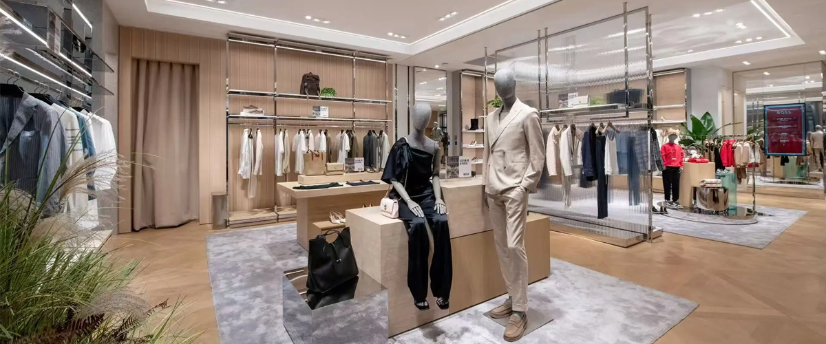 中国首家BOSS旗舰店于<b class=