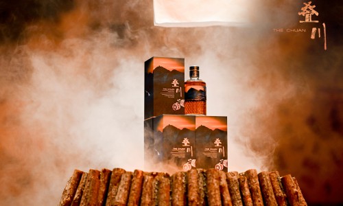 叠川推出首款烟熏风味威士忌 以独特中国风味礼献世界